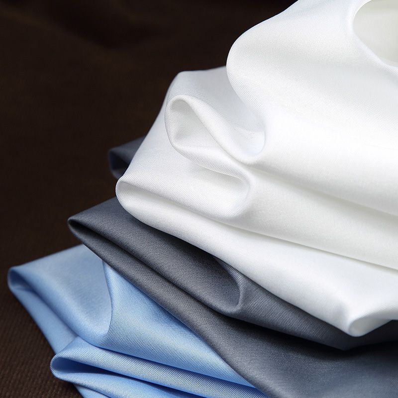 đChemise business trĂšs extensible et sans repassage pour hommesâšAchetez-en 2 et bĂ©nĂ©ficiez de la livraison gratuite