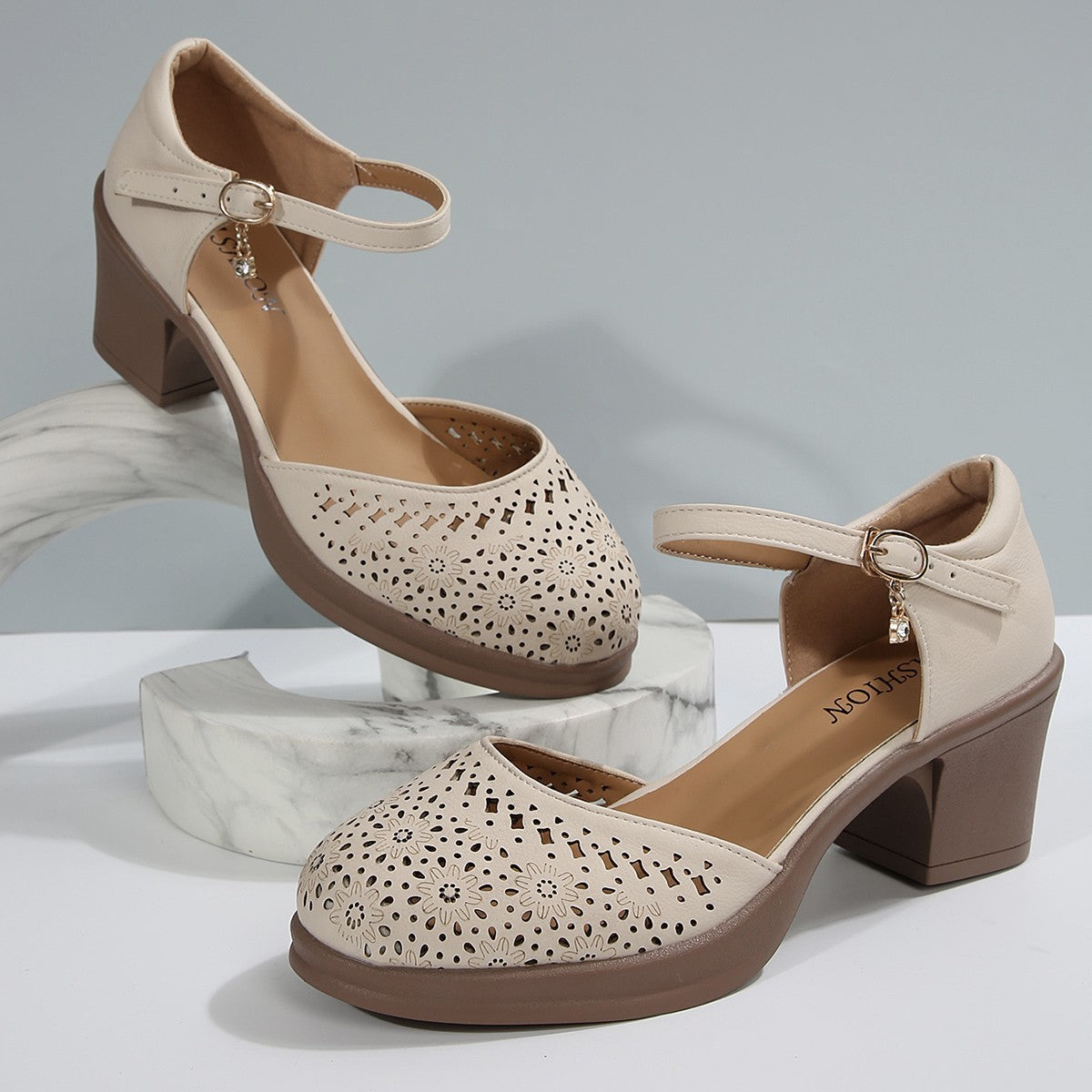 Sandales rétro en maille pour femmes