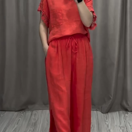 Ensemble décontracté composé d'un haut à manches courtes et d'un pantalon à cordon de serrage