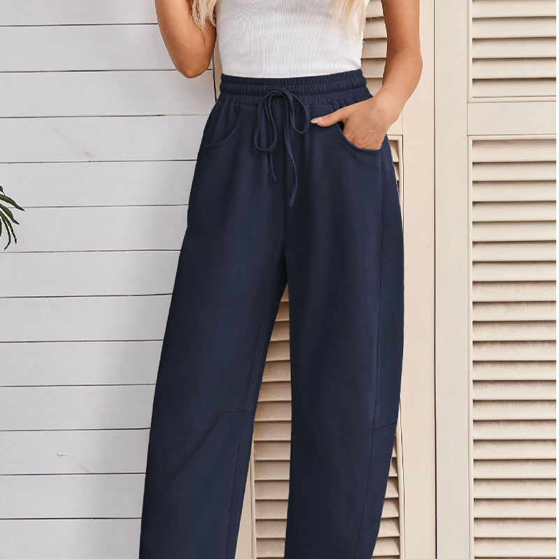 Pantalon de survêtement capri à poche et cordon de serrage
