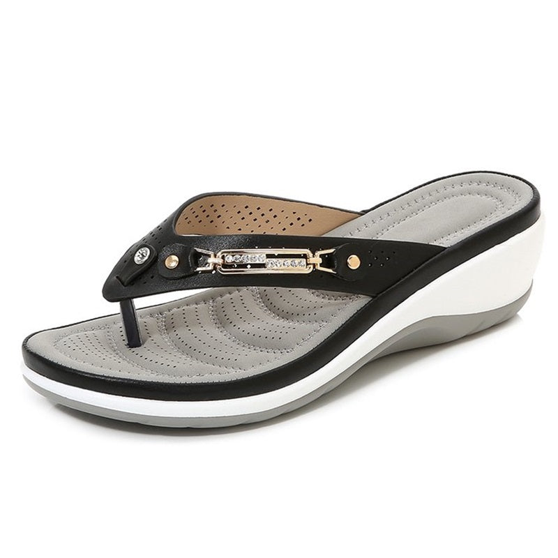 🎁2026 Nouveau design de la forme ouverte✨🩴Sandales tongs rembourrées pour femmes