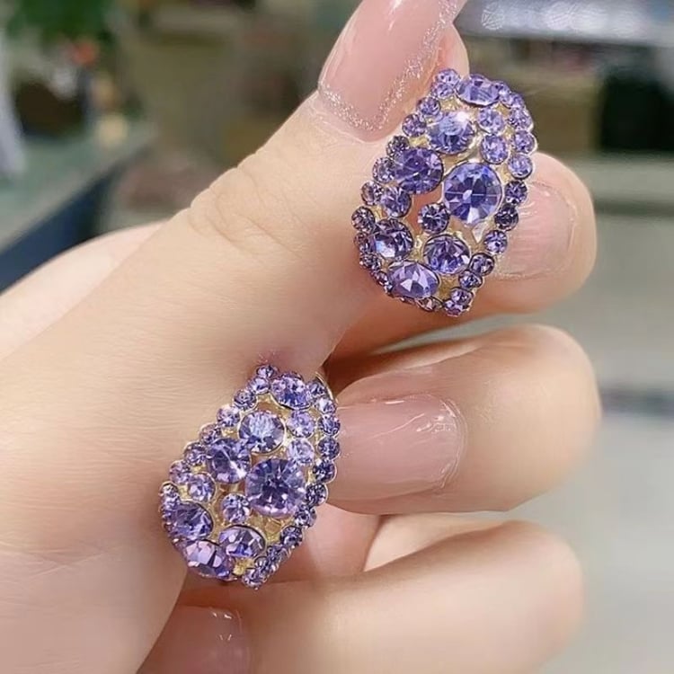 Boucles d'oreilles avec diamants