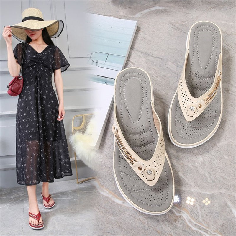 🎁2026 Nouveau design de la forme ouverte✨🩴Sandales tongs rembourrées pour femmes
