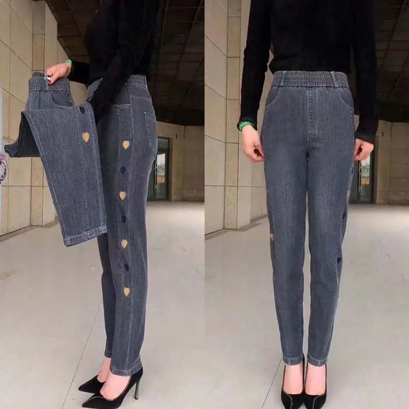 🔥Vente à chaud🔥Jeans brodés à motif de cœur à haute élasticité pour femmes