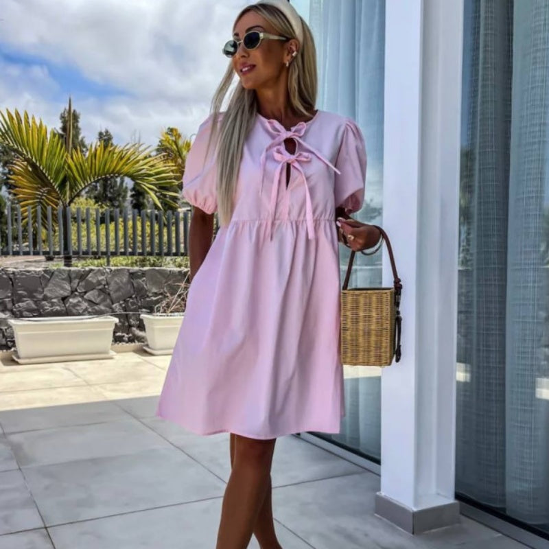 robe de femme unie à la mode avec nœud sur le devant et manches bouffantes