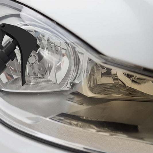 📢📢Achetez-en 5，obtenez-en 5 gratuits⏰ Agent nettoyant et restaurateur pour phares de voiture – Élimine les rayures, protège contre les UV et prévient le jaunissement 🚗