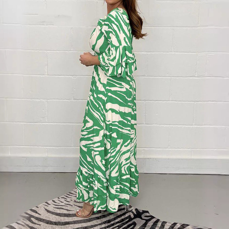 Robe à rayures zébrées et col en V, manches 3/4
