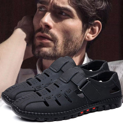 Sandales en cuir à découpes élégantes