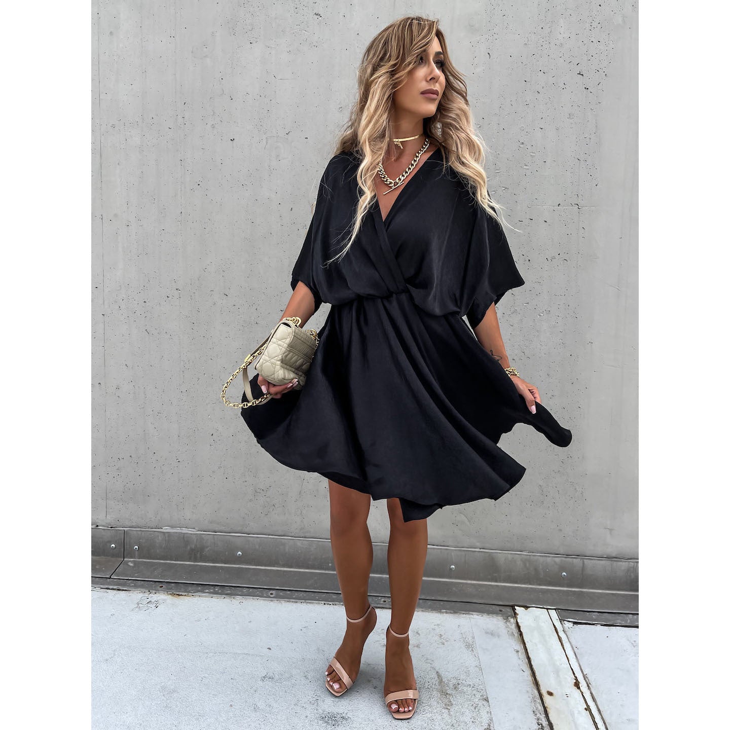 Robes à taille flottante et à ourlet irrégulier pour femmes