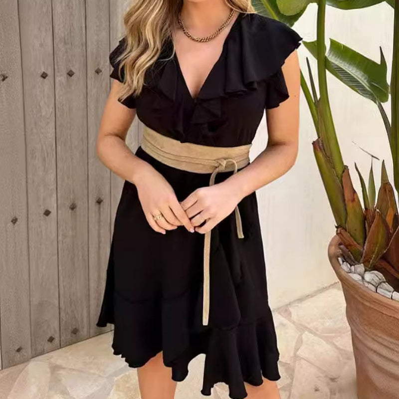 Robe élégante à taille nouée et col en V à volants pour femmes