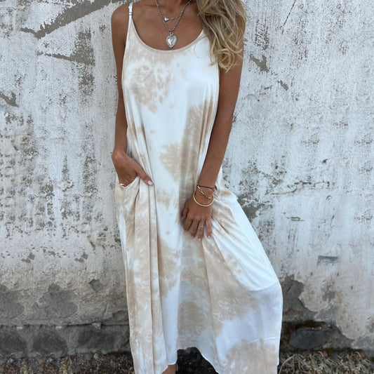 Robe de femme à bretelles spaghetti et dos nu avec impression