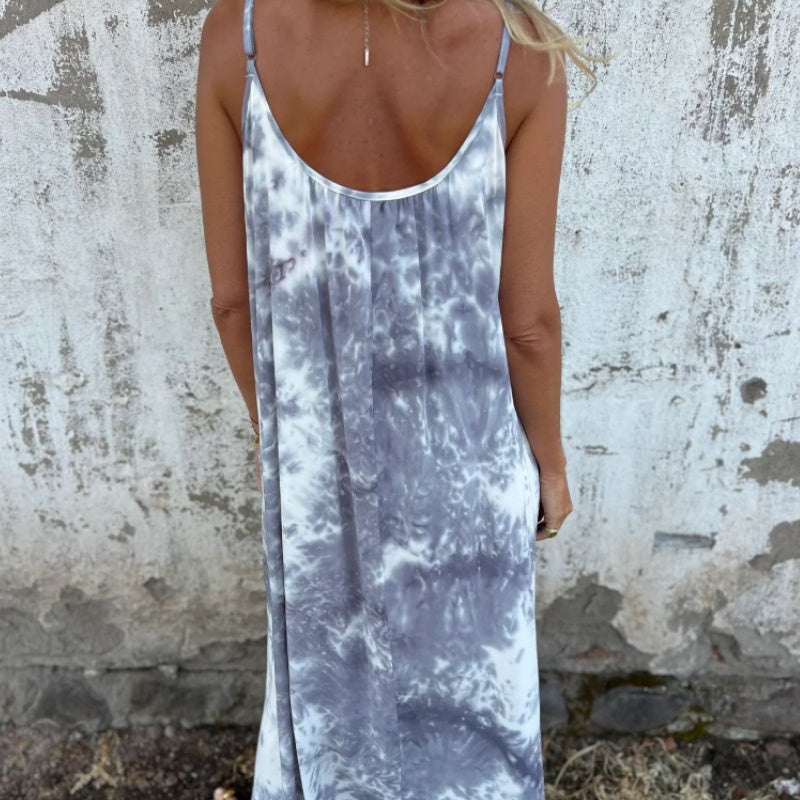 Robe de femme à bretelles spaghetti et dos nu avec impression