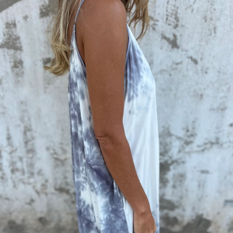 Robe de femme à bretelles spaghetti et dos nu avec impression