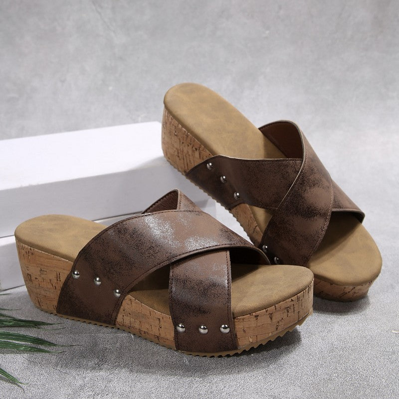 Sandales à la mode avec lanières croisées et talon compensé épais pour femmes