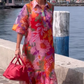 Robe en mousseline imprimée de fleurs rouges