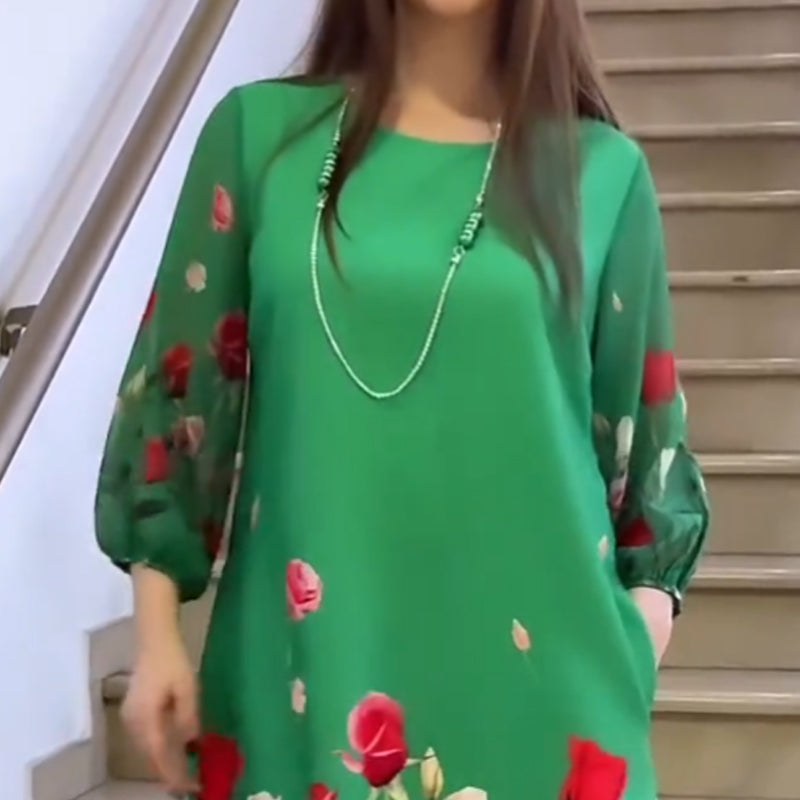 Elégante robe pour femme avec motif floral et col rond