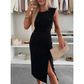 Élégante robe fendue sans manches