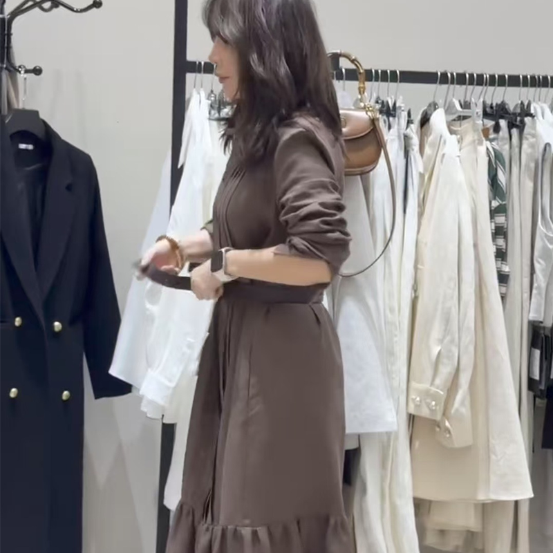 Robe chemise à manches longues boutonnées pour femmes