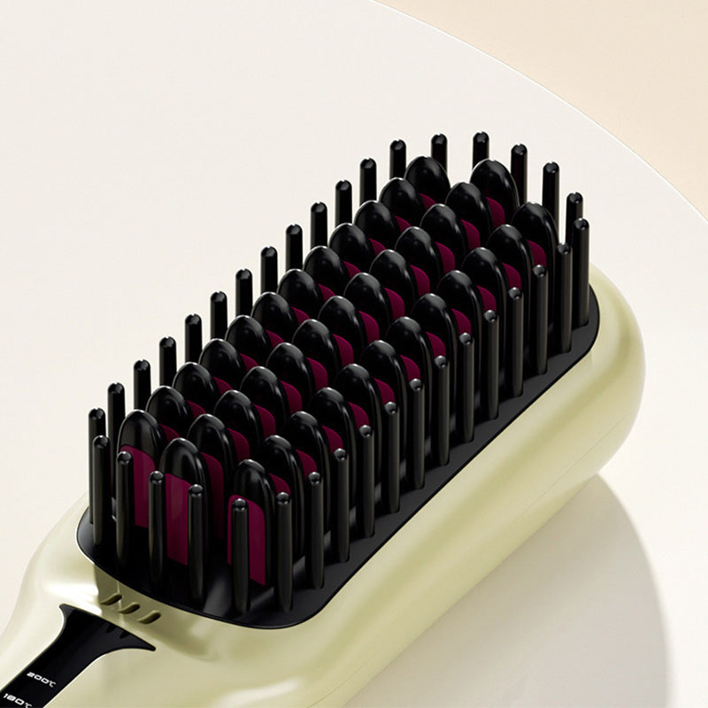 Brosse lissante à ions négatifs