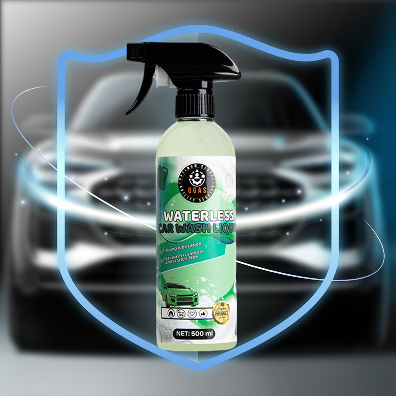 Solution puissante pour le lavage de voiture sans eau