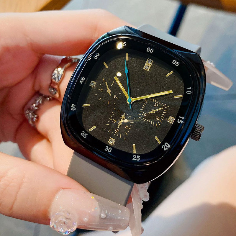 📢📢60 % de réduction ! ✨ Sélection Hiver : Montre Quartz 42 mm au Design Épuré & Respirant