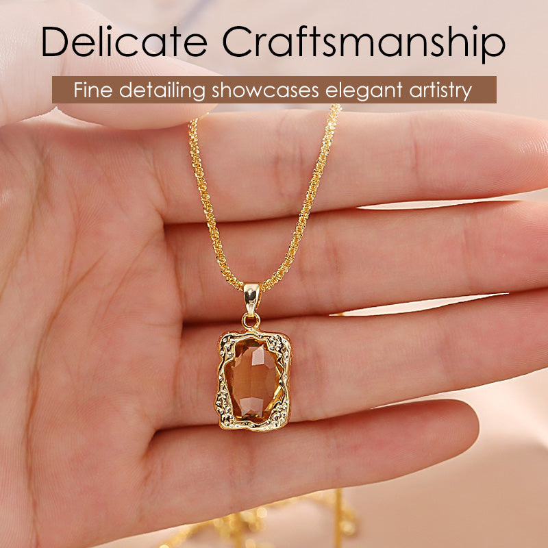 Collier pendentif rétro en strass