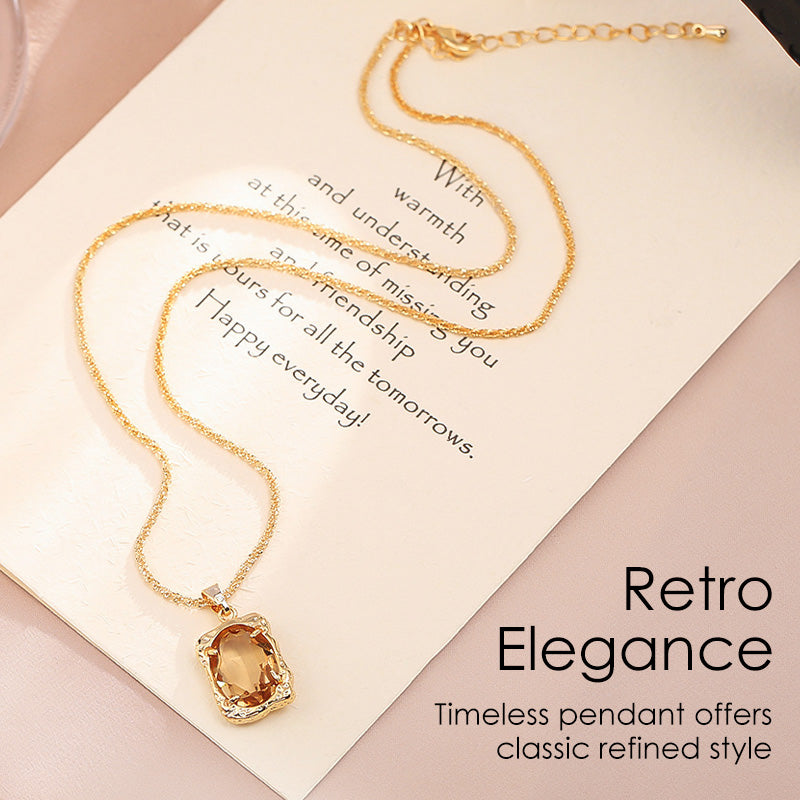 Collier pendentif rétro en strass