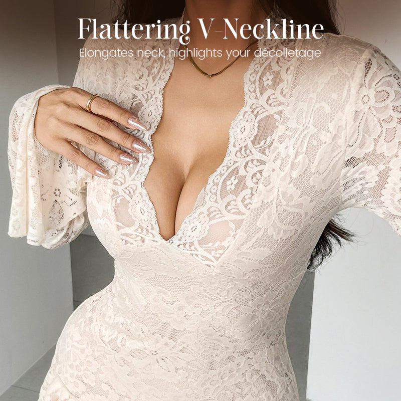 Élégante robe à encolure en V en dentelle avec bordure à volants