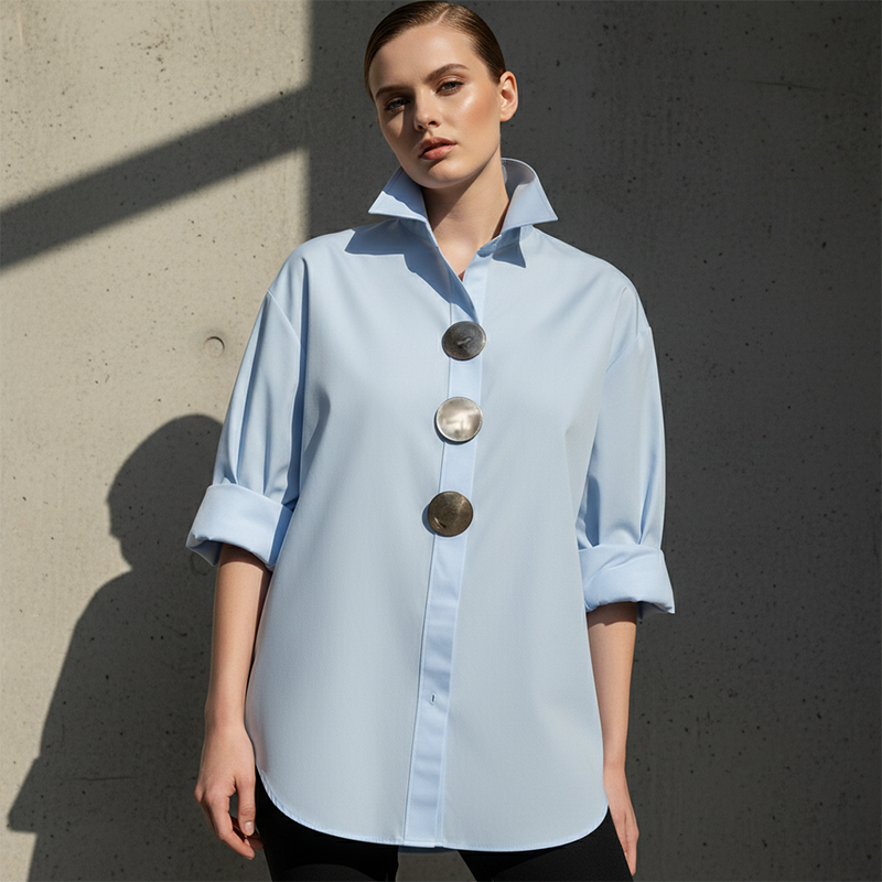 Chemise oversize pour femme avec boutons décoratifs