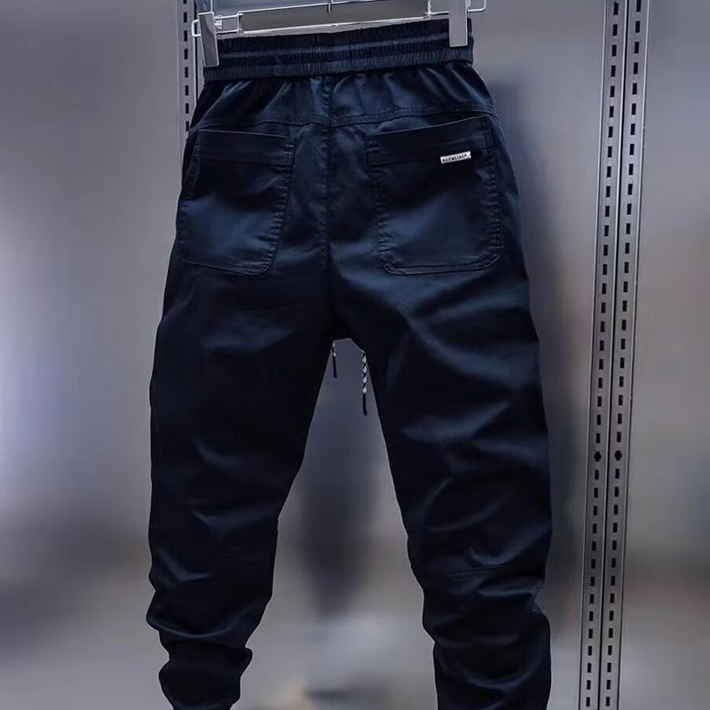 Tu cherches le cargo parfait pour ce printemps ? 🤔👇