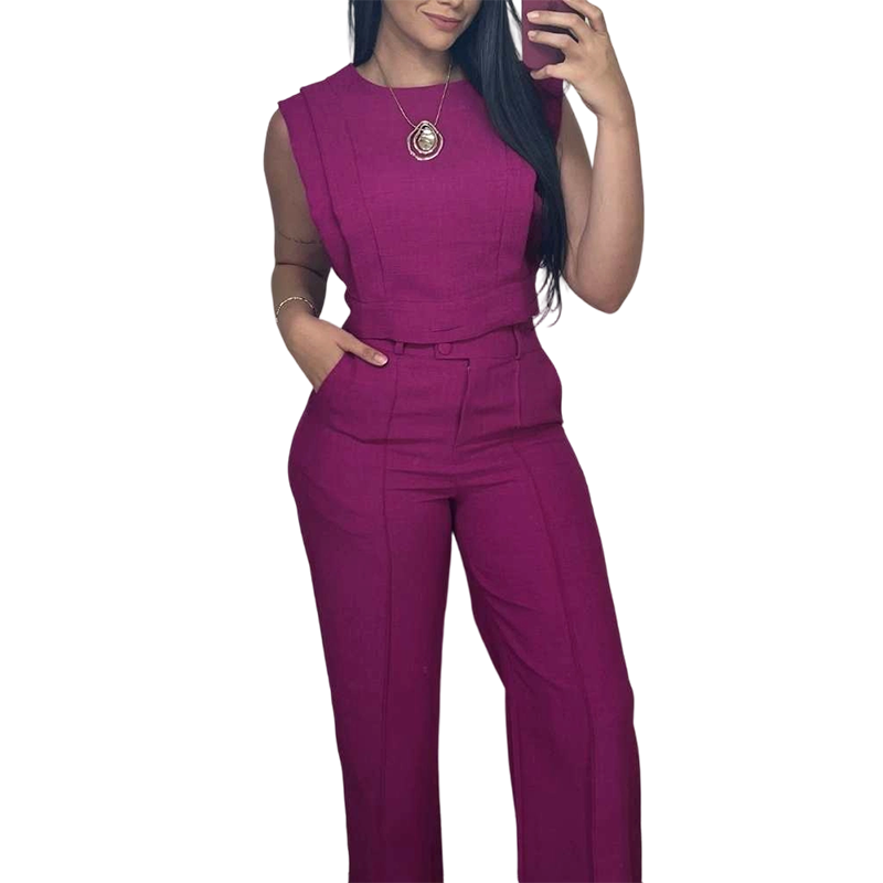 Ensemble composé d'un crop-top chic sans manches et d'un pantalon taille haute