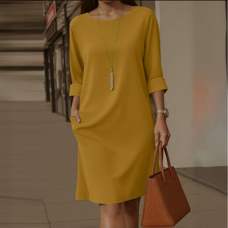 Robe minimaliste à manches trois-quarts avec poches