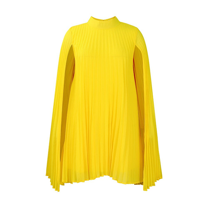 Tendance du moment⭐💃 Robe plissée élégante à la silhouette cape