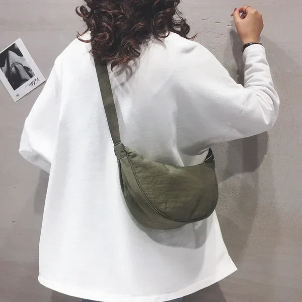 Sac à bandoulière Dumpling simple pour femme✨